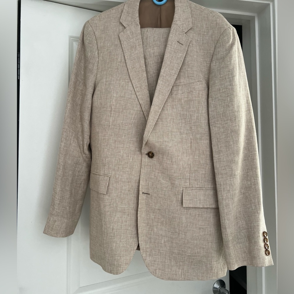 Men’s suit